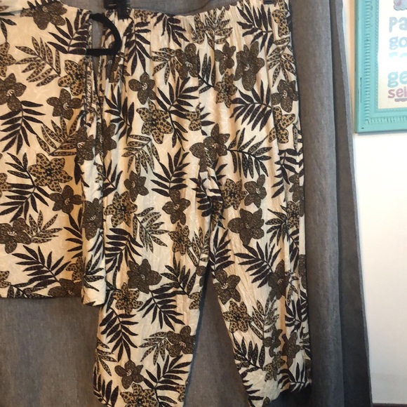 Women’s rayon Y2k bohemian beachy tropical vacation two piece lounge wear set - Picture 13 of 13